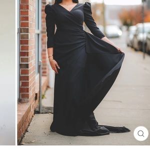 Black snatched dress